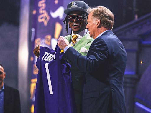 Vikings first-round haul didn't fit script, but Minnesota got immense value