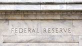 Funcionarios clave de la Fed ven probable el regreso de un mundo de tasas bajas