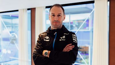 Who is new Alpine boss Oliver Oakes?