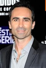 Néstor Carbonell