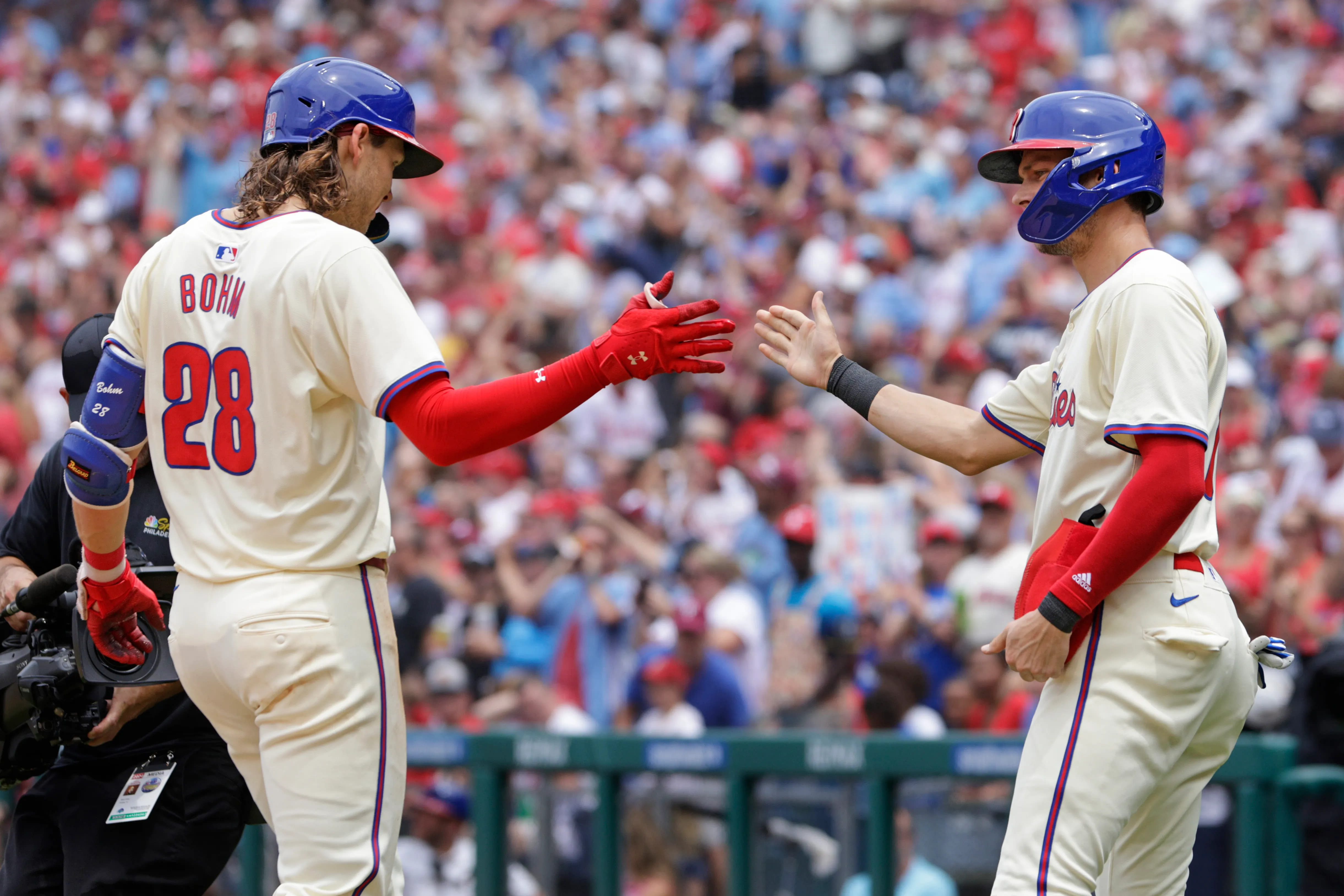 Turner celebrates his birthday by leading Phillies to comeback victory against Marlins