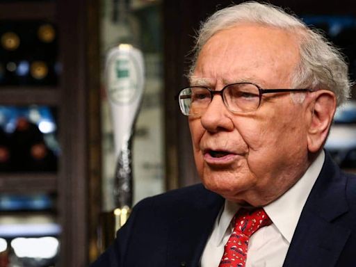 Buffett's Berkshire trims BofA stake further by $3 billion in July