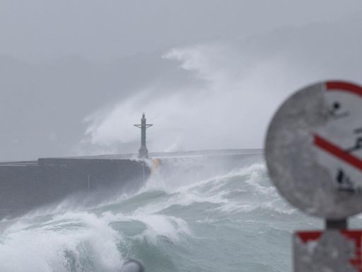 Typhoon Gaemi makes landfall in Taiwan