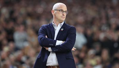 Dan Hurley leaving UConn for Lakers would force change in coaching style, for better or worse