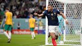 Giroud y Mbappé se desatan y Francia vapulea 4-1 a Australia