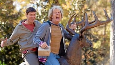 Jeff Daniels Discusses the 30th Anniversary of ‘Dumb and Dumber’ and Imagines Harry’s Present-Day Path