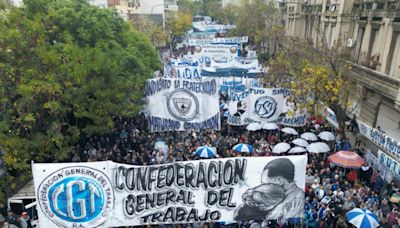 Un 1º de mayo con poca afluencia y reclamos variados en Latinoamérica