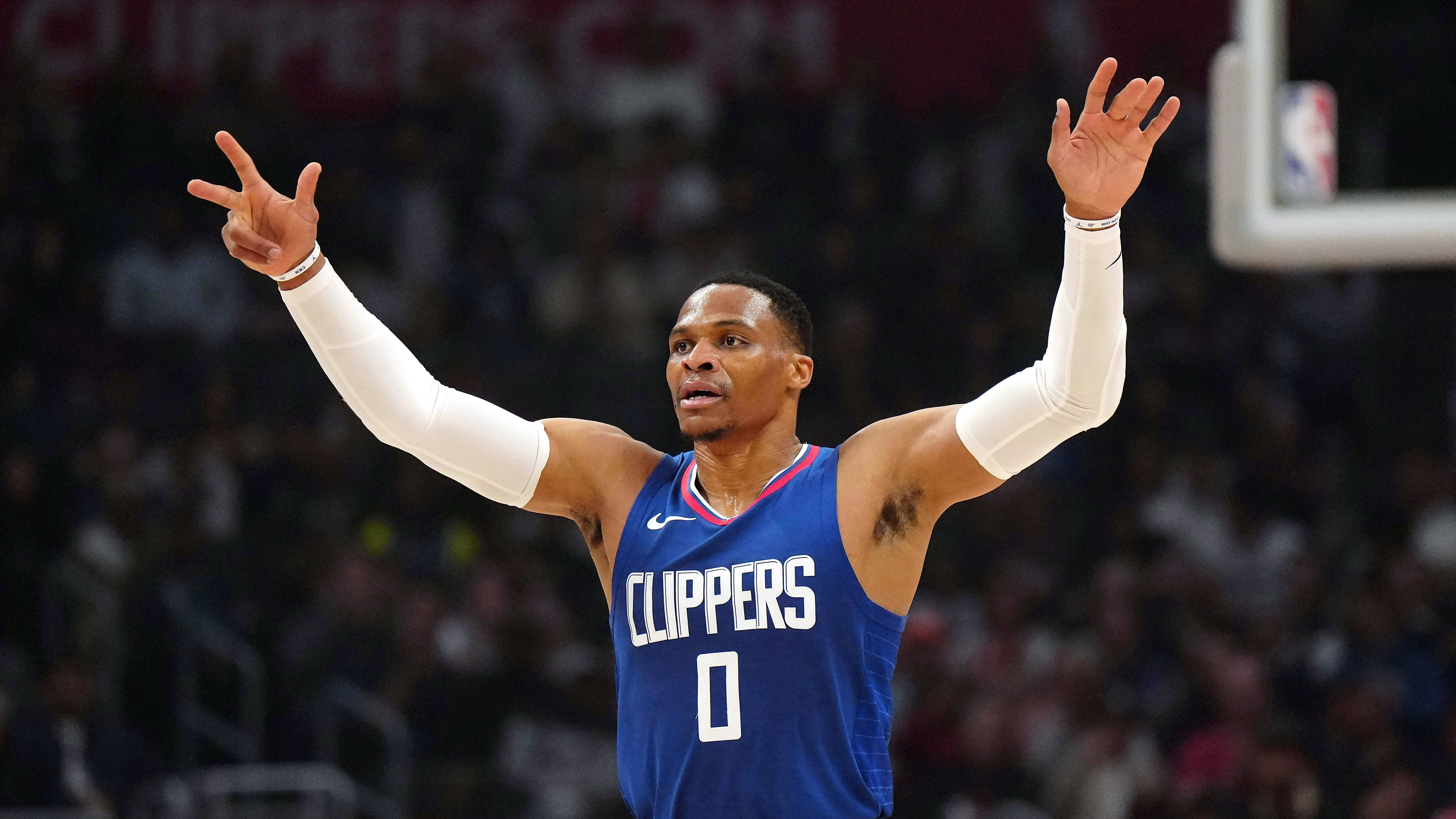 Russell Westbrook's Alley-Oop Dunk Went Viral In Mavs-Clippers Game
