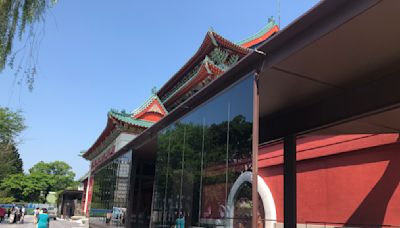 玻璃盒擋紅牆、龍谿園變枯山水 史博館整建挨批