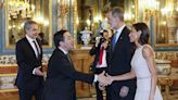 La Reina se une a don Felipe en el almuerzo por el 40º aniversario de la entrada de España en la OTAN