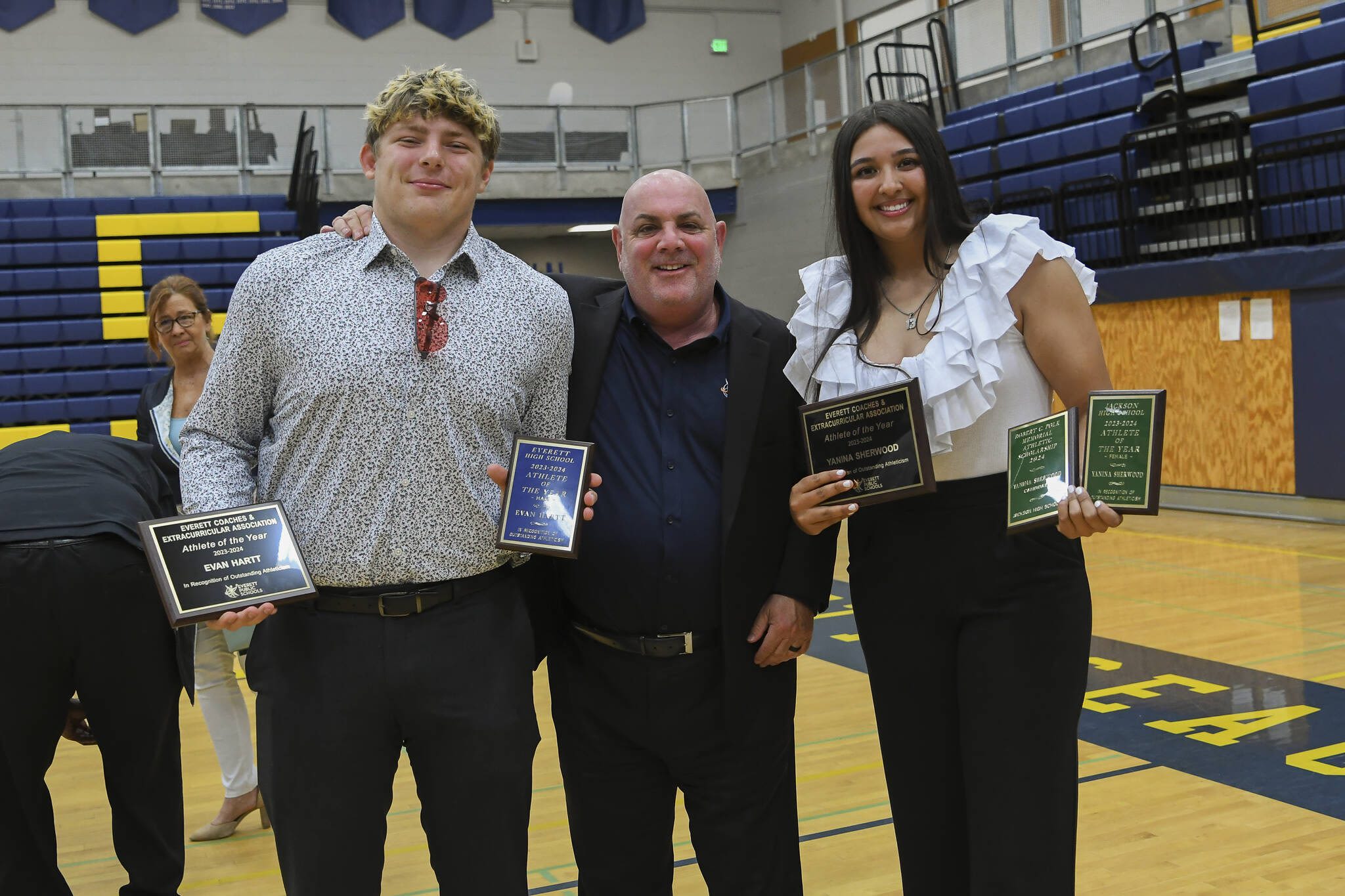 Four athletes honored by Everett School District | HeraldNet.com