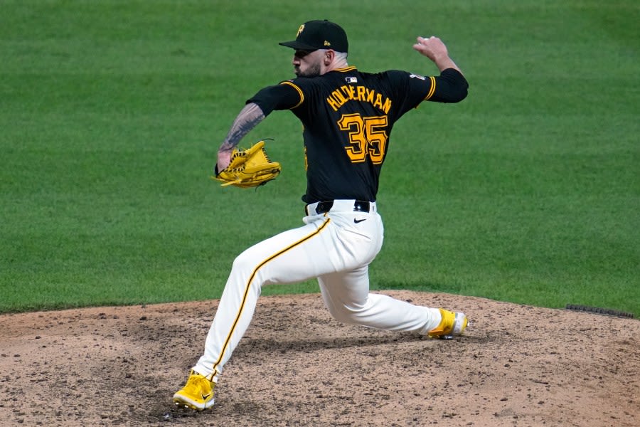 Pirates lose reliever to injury, drop young outfielder