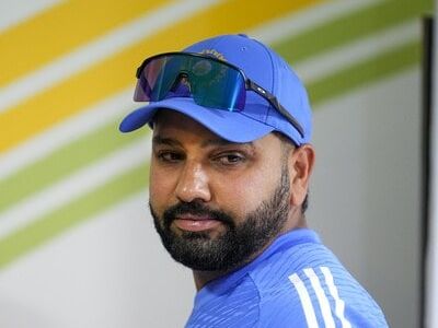 Pant re-enters top 10; Rohit and Kohli slip in ICC Test batting rankings