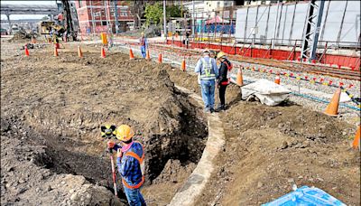 嘉義車站「轉車台」遺構 納市定古蹟