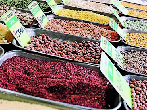 Centre imposes stock limits on tur, chana dals till September | India News - Times of India