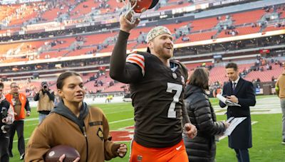 Report: Browns agree to 3-year, $15.9M extension with K Dustin Hopkins