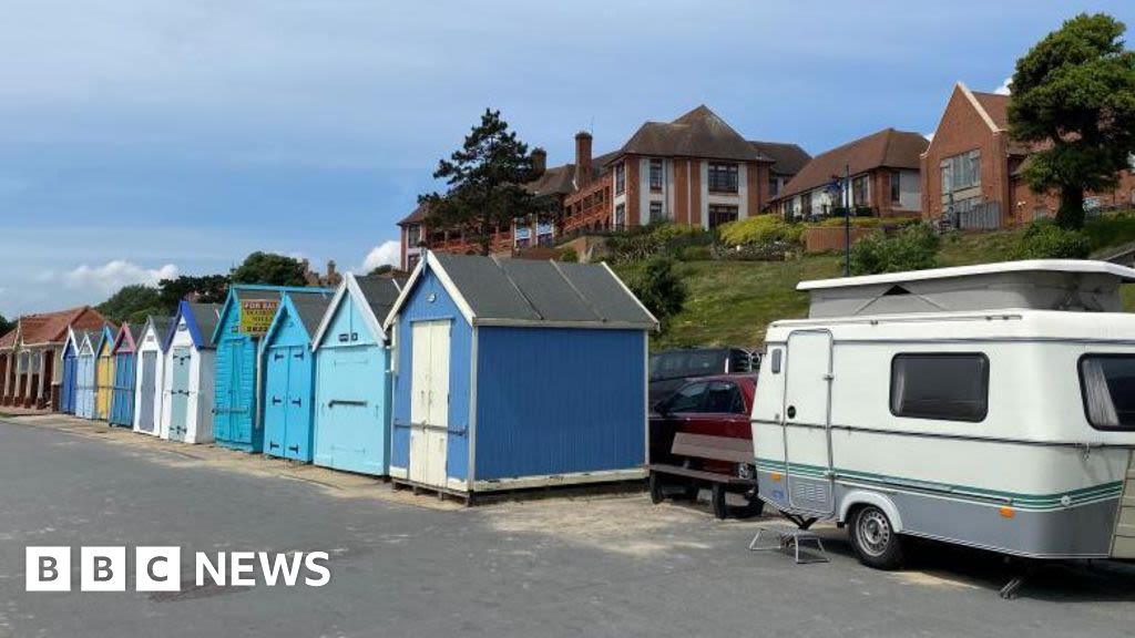 Felixstowe residents call for seafront campervan restrictions