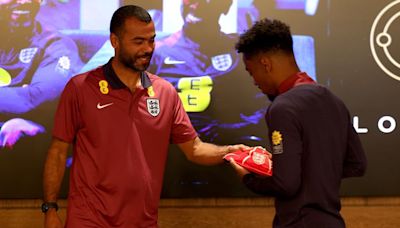 Ashley Cole message to Angel Gomes speaks volumes after England debut