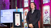 Snow Patrol frontman gets freedom honour ahead of concert