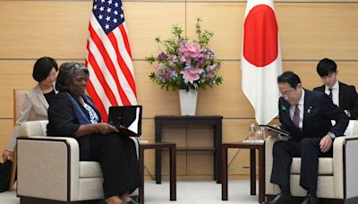 US envoy to UN visits Nagasaki A-bomb museum, pays tribute to victims