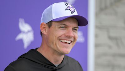 Vikings' Kevin O'Connell admits to trying to use contract clause to get out of dancing at his wedding