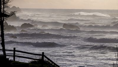 Portland sees plenty of sunshine Wednesday. High surf warning along Oregon coast