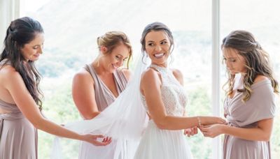 Bride defended after she didn’t make sister her maid of honor at wedding