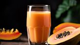 Cómo preparar el licuado de papaya y avena para limpiar el estómago