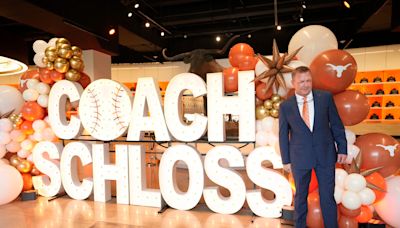 Texas baseball introduces Jim Schlossnagle as new Longhorns coach