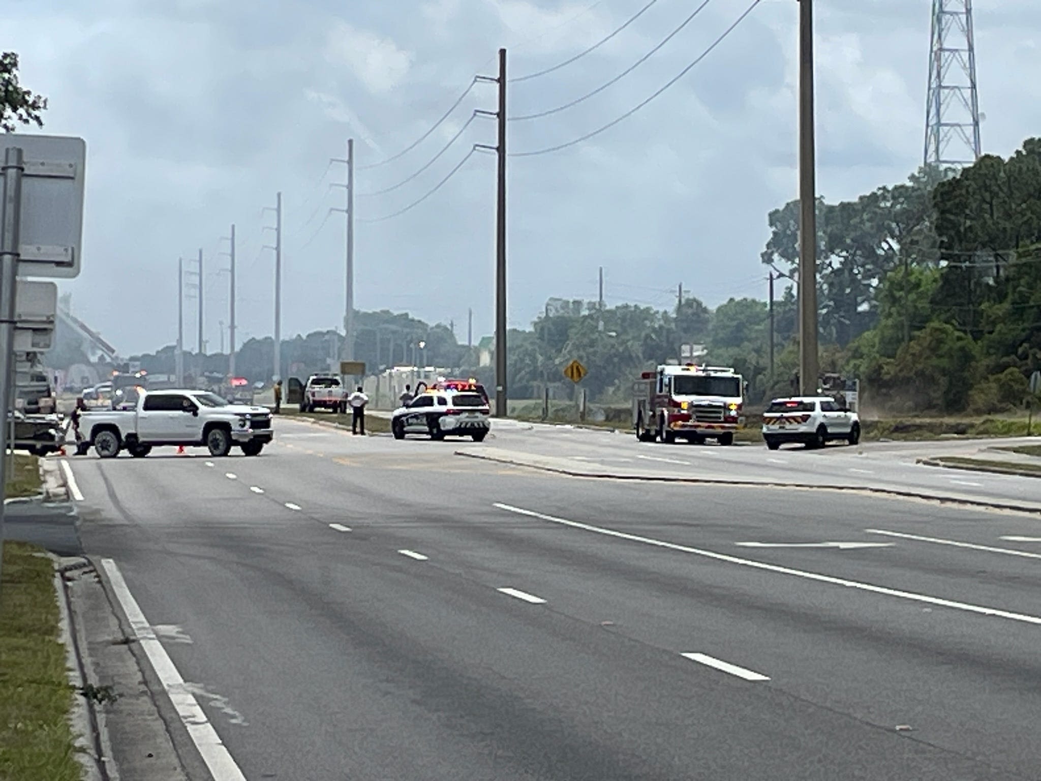 Large brush fire shuts down Babcock Street in Palm Bay