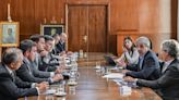 Las automotrices se reunieron con Luis Caputo y apoyaron las recientes medidas del Gobierno