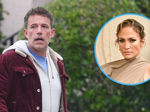 Ben Affleck ‘Trying to Humor’ J. Lo By Wearing Wedding Ring