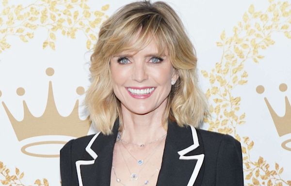Melrose Place's Courtney Thorne-Smith Recalls Working with — and Dating — Her 'Insanely Handsome' Male Costars (Exclusive)