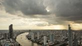 Top Thai Banks to Cut Interest Rate After PM Calls for Relief