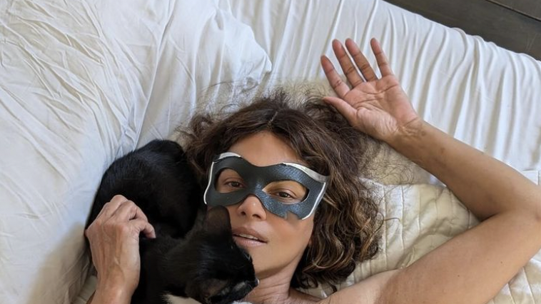 Halle Berry Poses Topless With Cats to Celebrate the 20th Anniversary of Catwoman