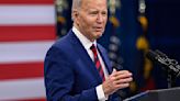 Biden promulga ley que amplía programa de vigilancia