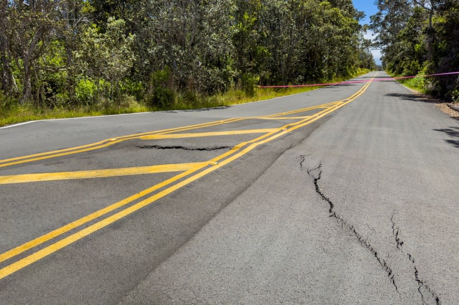 Chain of Craters Road reopens to vehicles