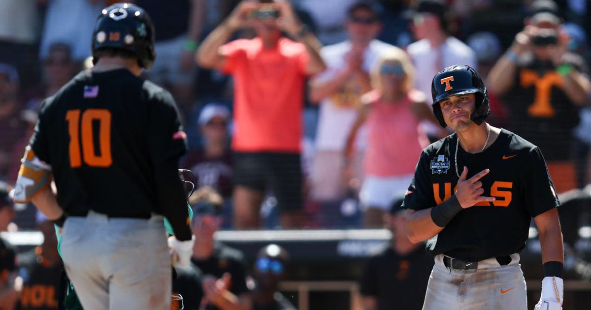 Tennessee defeats Texas A&M, forcing a third game in the College World Series