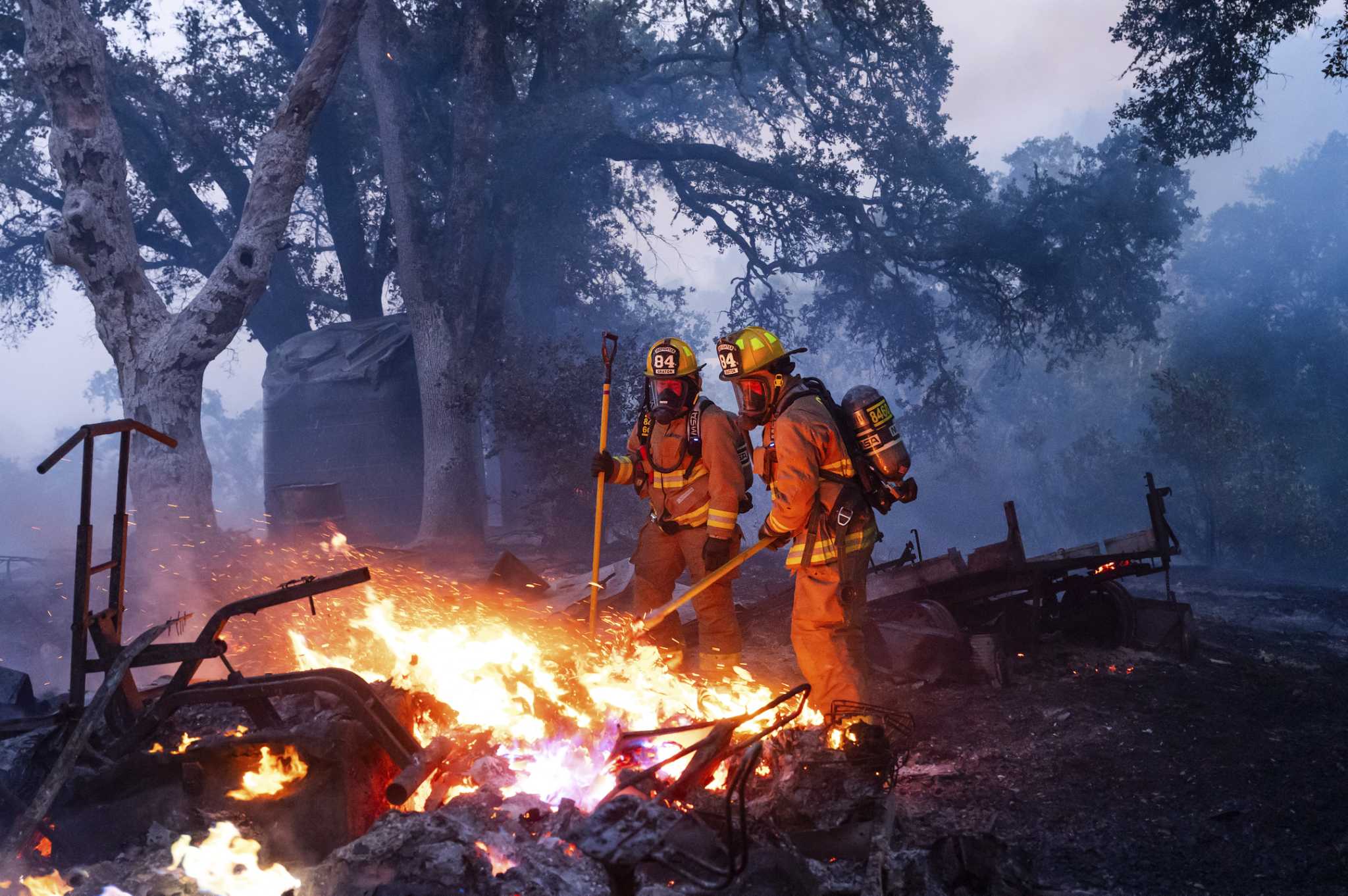 Point Fire burning in Bay Area consumes 1,100 acres, destroys buildings