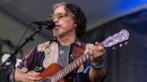 How John Oates' move to Nashville 're-awakened' his desire to perform