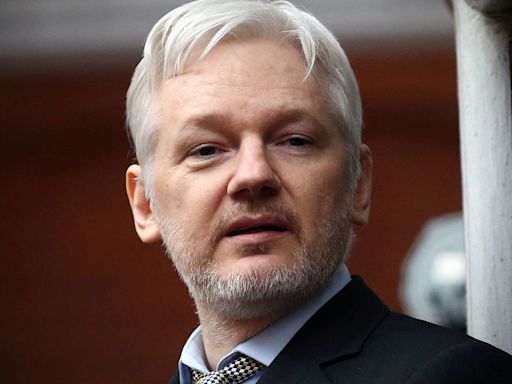 Julian Assange regresa a Australia tras 12 años de batalla legal. Esto es lo que sabemos sobre su acuerdo con EE.UU.