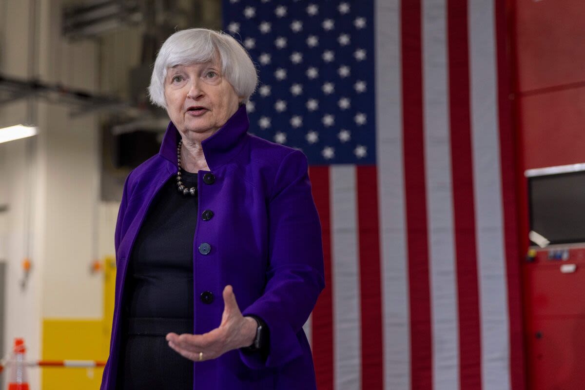 Yellen Says Jobs Report Confirms Labor Market ‘Quite Healthy’