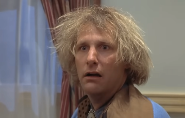 Jeff Daniels Feared Dumb and Dumber Toilet Scene Would 'End' His Acting Career - IGN