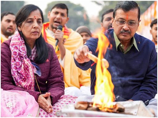 Arvind Kejriwal's Bail Paused: Wife Sunita Reacts With 'Dictatorship' Jibe; 'As If He Is A Terrorist'