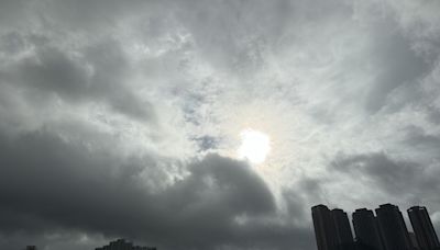 天文台早上11時10分發出黃色暴雨警告信號