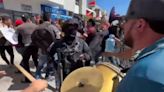 "Soy del mero Sinaloa, donde se rompen las olas"; músicos marchan en Mazatlán en favor de la música de banda | El Universal