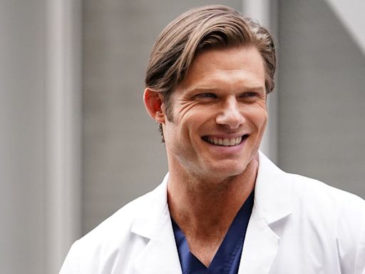 Grey's Anatomy star Chris Carmack wears denim hotpants in cheeky set video