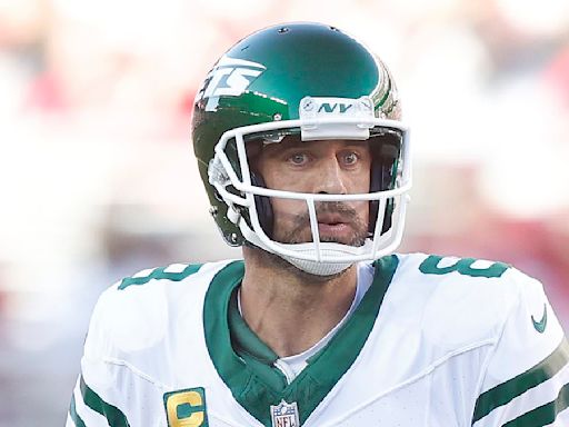 Aaron Rodgers issues warning to NFL rivals after making NFL comeback