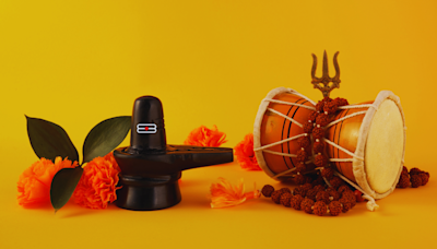 Sawan Somvar 2024: Things To Offer Lord Shiva This Holy Month