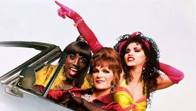 John Leguizamo revela con qué coprotagonista de To Wong Foo fue “difícil” trabajar